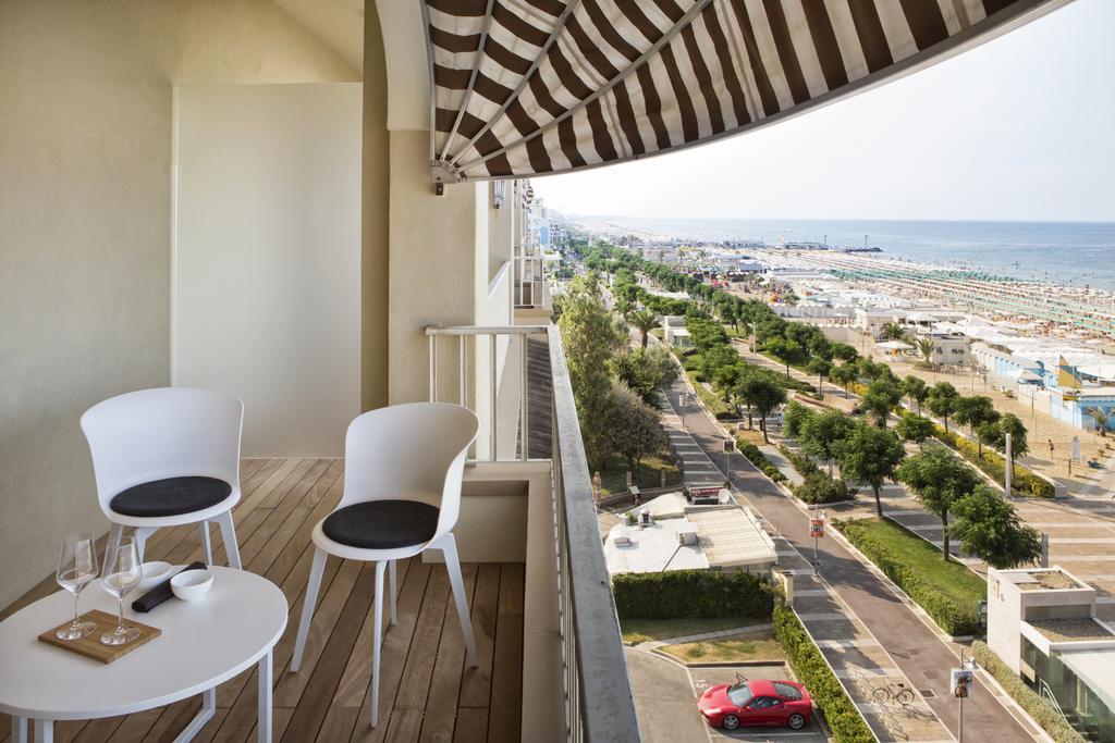 Luxury Suites Collection - Milano 33 Ричоне Екстериор снимка